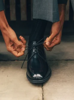 Noir - Chaussure Base London Edison à lacets