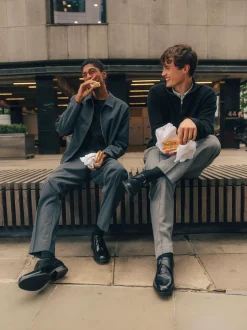 Noir - Chaussure Base London Edison à lacets