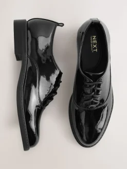 Noir - Chaussures à lacets Forever Comfort® vernies à bout en amande