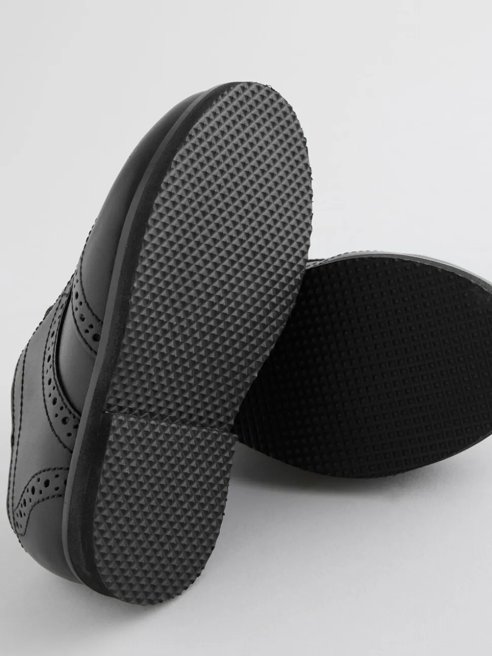 Noir - Chaussures élégantes en cuir style Brogue