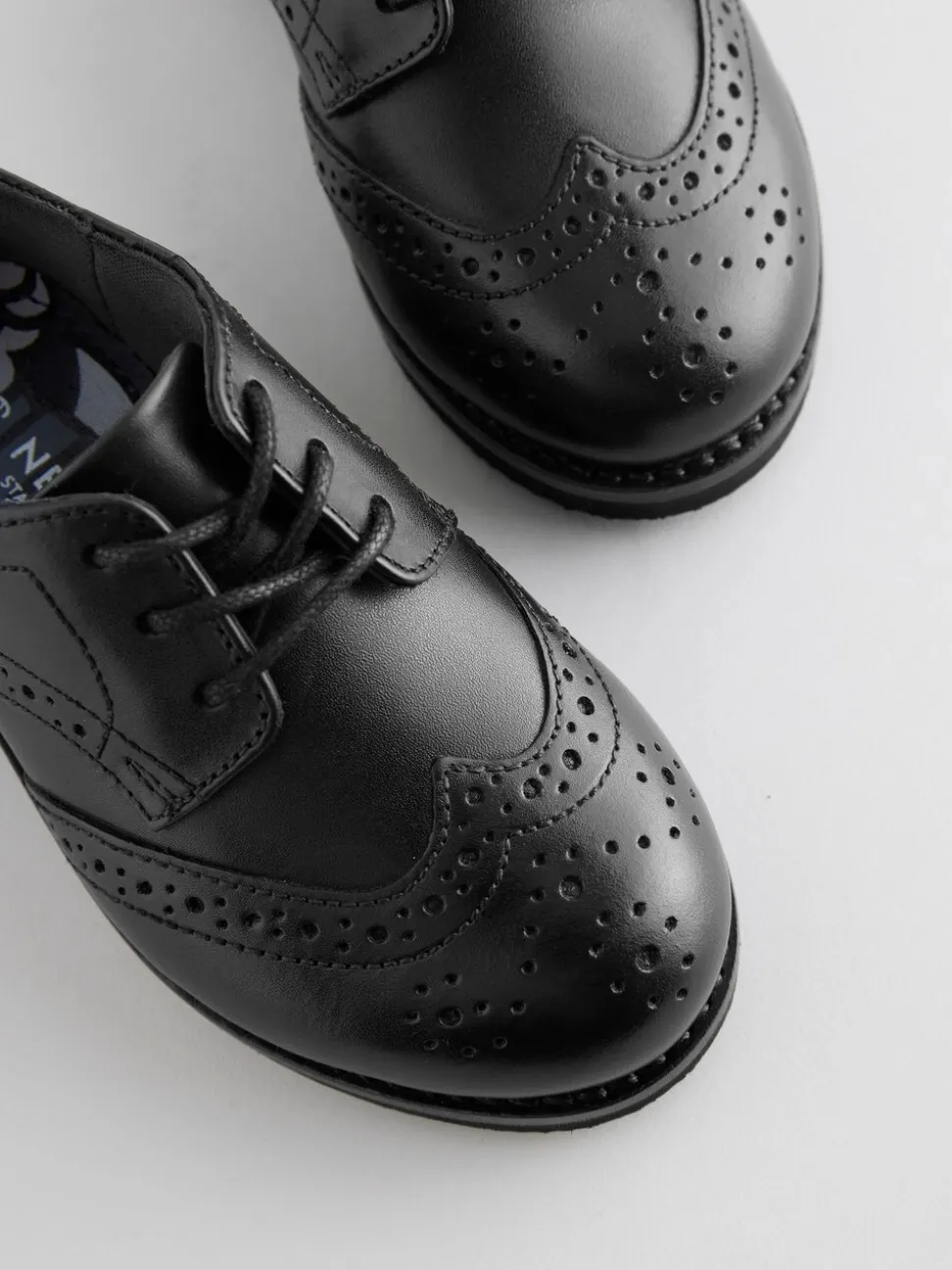 Noir - Chaussures élégantes en cuir style Brogue