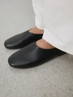 Noir - Chaussures plates Forever Comfort® montantes en cuir