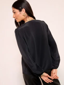 Noir - Friends Like These chemisier à volants boutonné sur le devant à manches longues