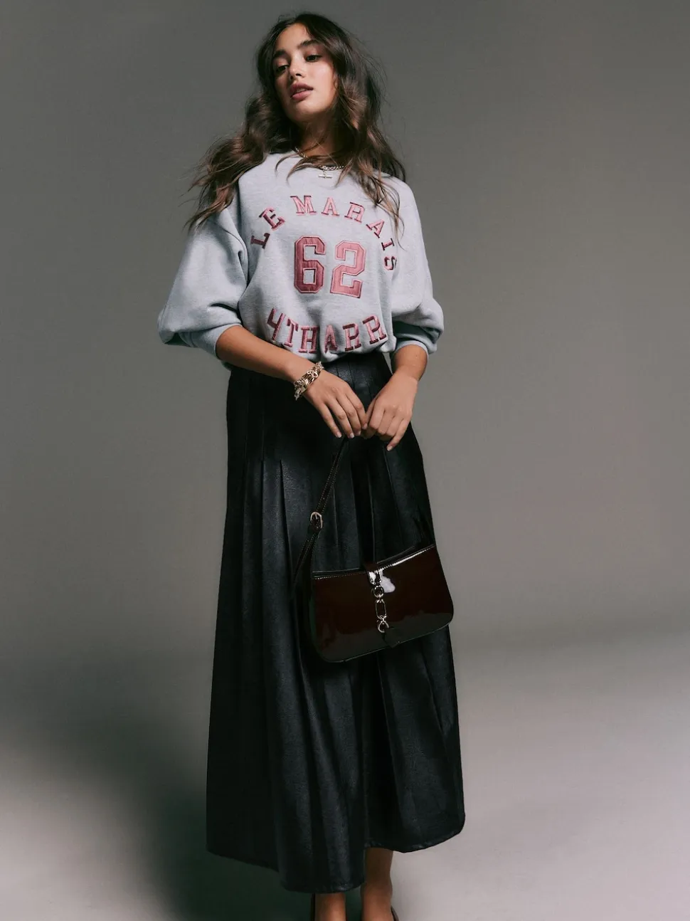 Noir - Jupe kilt mi-longue en similicuir