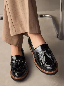 Noir - Mocassins épais vernissés à glands