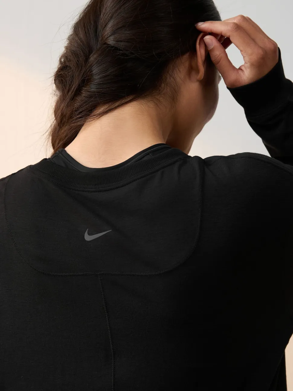 Noir - Nike haut décontracté Dri-FIT à manches longues