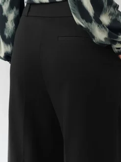 Noir - Pantalon ajusté coupe large