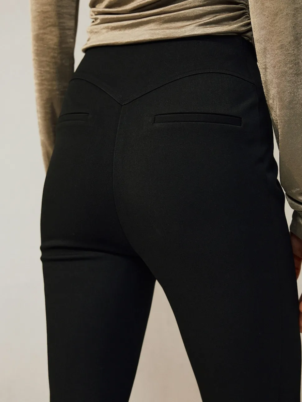 Noir - Pantalon militaire sculptant