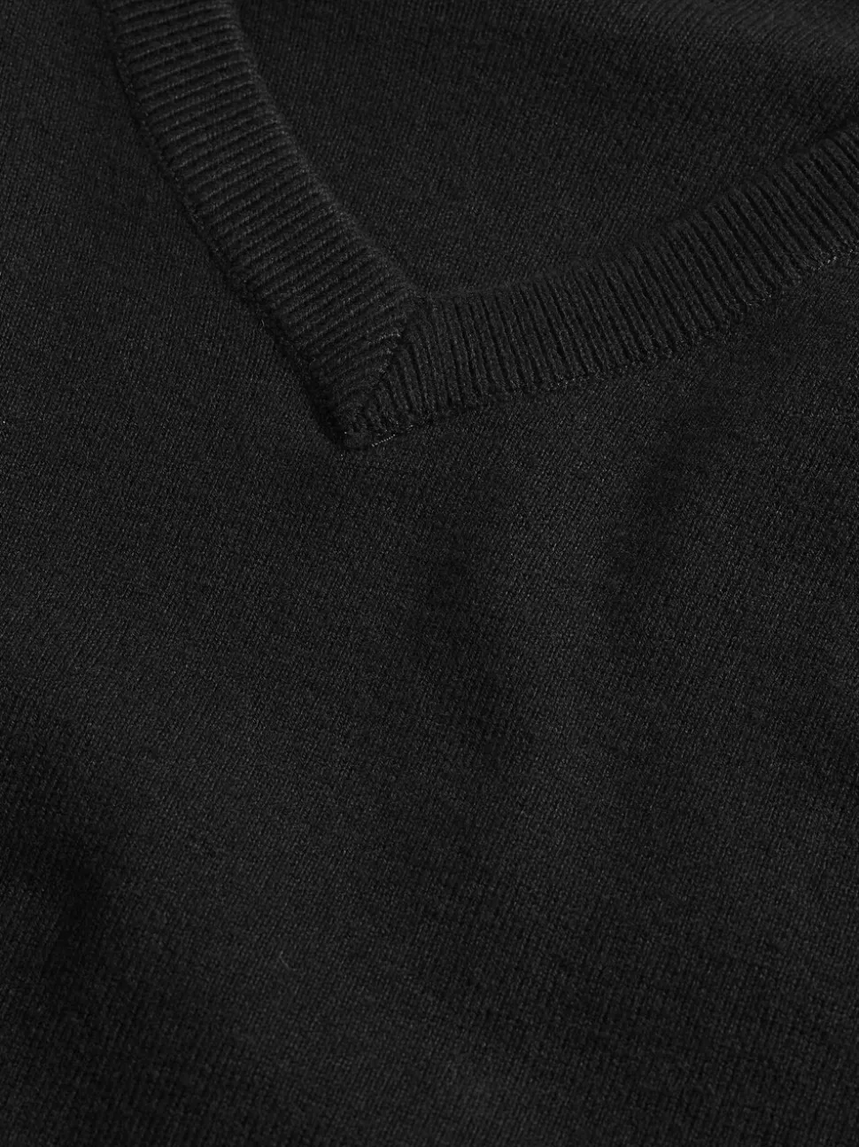 Noir. - Pull scolaire tricoté à col en V (3-16ans)