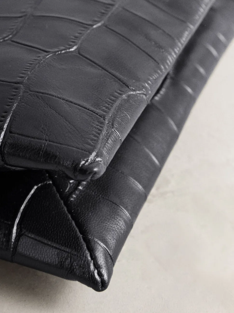 Noir - Sac à bandoulière en Cuir aspect croco