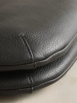 Noir - Sac à bandoulière en cuir avec scoop