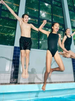 Noir - Short de bain Nike 4 Inch Volley