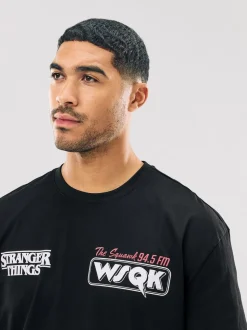 Noir - T-shirt à imprimé graphique Stranger Things