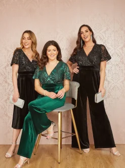 Noir - Yumi Combinaison en velours ornée de sequins avec manches d’ange