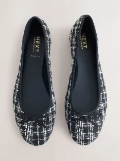 Noir/blanc en tweed - Ballerines à bout rond