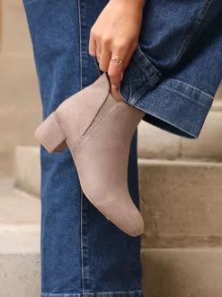 Nude - Linzi Manor Low Block Heeled Ankle Boots
