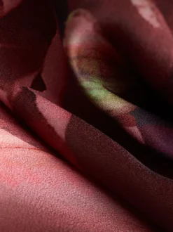 Nuisette B by Ted Baker Winter Glow en dentelle de satin rose