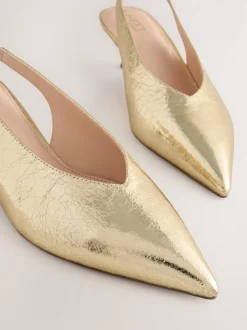 Or - Chaussures à talons chaton à bride arrière et bout pointu