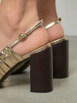 Or - Chaussures Forever Comfort® en Cuir à talons carrés fendus et bride arrière