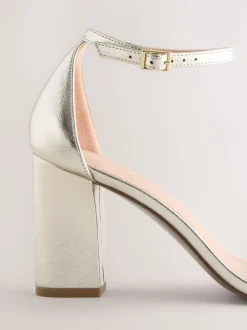 Or - Sandales à talons carrés