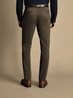 Pantalon chino Charles Tyrwhitt Français Classic Fit Ultimate sans fer