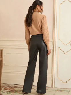 Pantalon large en similicuir Love & Roses à boutons