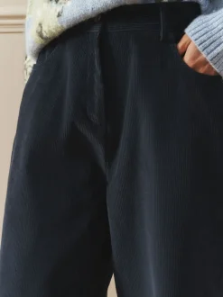 Pantalon léger décontracté en velours côtelé Laura Ashley