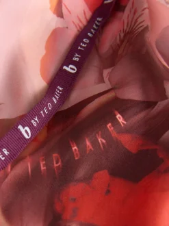 Peignoir B by Ted Baker en satin rose