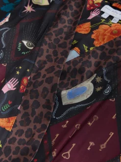 Peignoirs en satin Gamme longue Never Fully Dressed