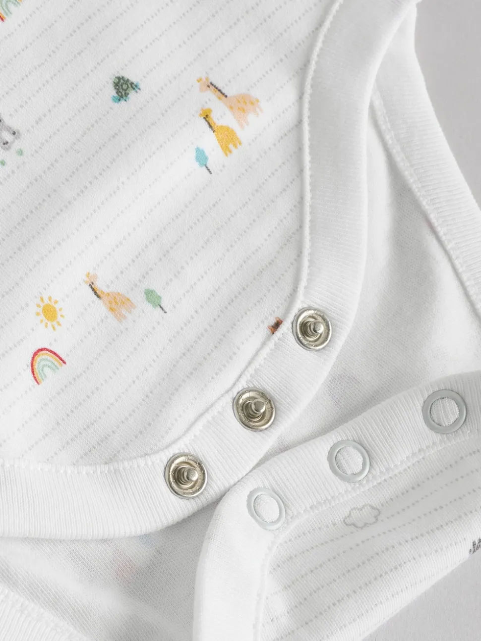 Personnage blanc - Combinaisons bébé à manches courtes