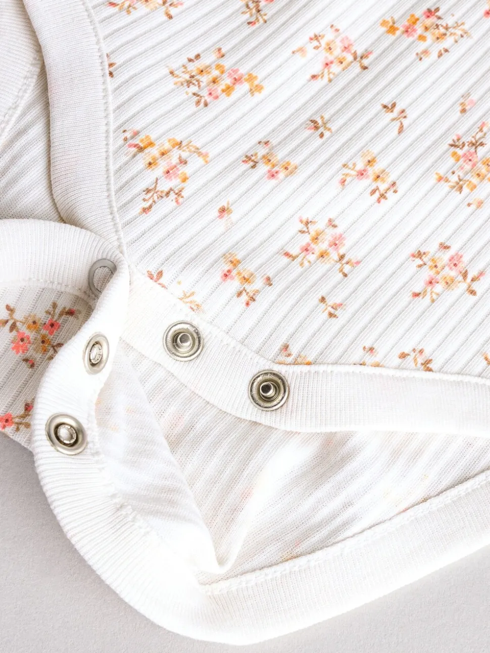 petit motif abricot - Lot de 5 bodies bébé à manches courtes