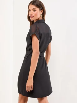 Robe chemise Lipsy Mini en maille ceinturée