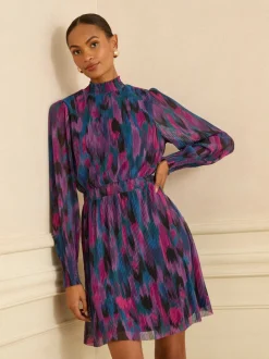 Robe courte Love & Roses à col montant imprimé abstrait