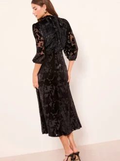 Robe mi-longue Lipsy Devore Velvet à manches bouffantes