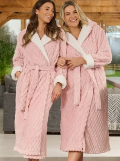 Rose - Robe de chambre Loungeable maxi à capuche en polaire de luxe géométrique