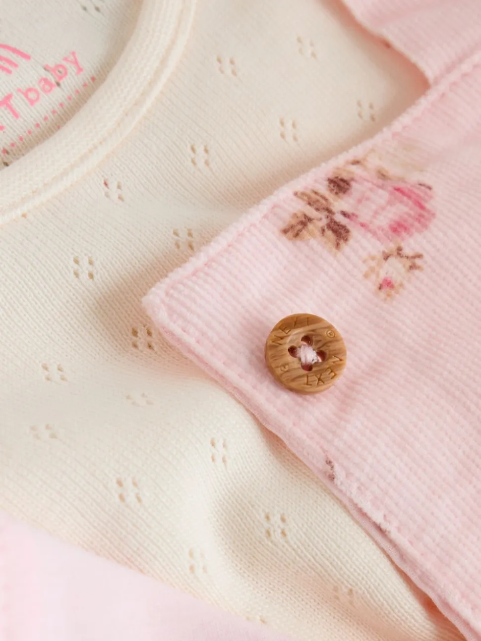 Rose clair à petites fleurs - Body à manches longues et salopette en velours côtelé imprimé bébé Ensemble 2 pièces (0mois-2ans)