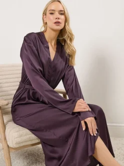 Rouge - Long Tall Sally Peignoir maxi en satin
