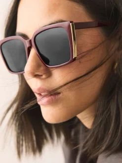 Rouge baie - Lunettes de soleil carrées