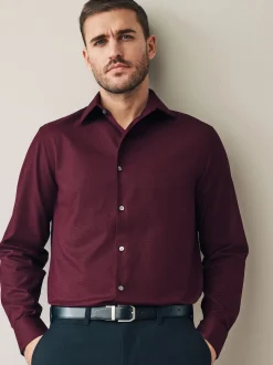 Rouge bordeaux - Ajustement régulier - Signature 100% coton avec chemise élégante texturée