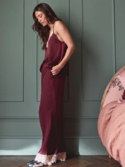 Rouge bordeaux - Pyjama cami bordé de dentelle
