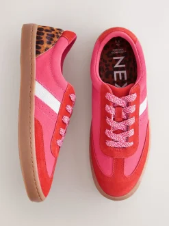 Rouge/Rose - Baskets à lacets Forever Comfort® à empiècements