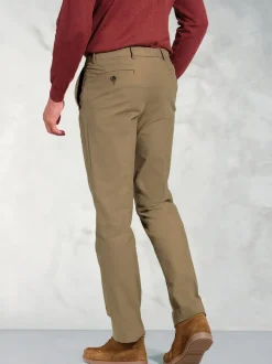 sable - Pantalon Brook Taverner en velours côtelé brossé