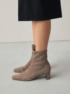 Taupe neutre - Bottes chaussettes à talon bloc et bout ciselé