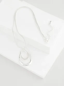 Tonalité argentée - Collier pavé ovale tourbillonnant