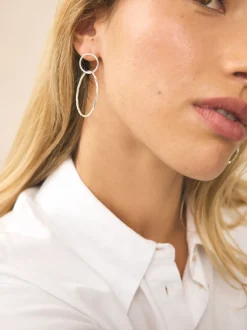 Tonalité argentée - Pendants d'oreilles cercle