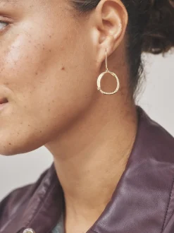 Tonalité d'or - Boucles d’oreilles cercle ouvert avec détail scintillant