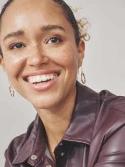 Tonalité d'or - Boucles d’oreilles cercle ouvert avec détail scintillant