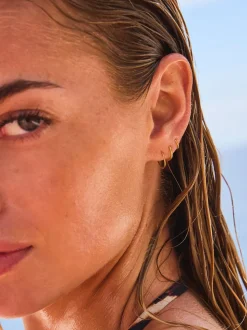 Tonalité d'or - Boucles d'oreilles Huggie Hoop en acier inoxydable 3 Lot