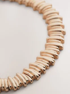 Tonalité d'or - Collier à col cranté