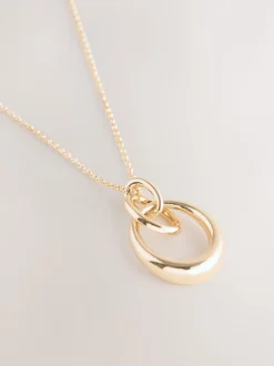 Tonalité d'or - Collier à pendentif cercle entrelacé